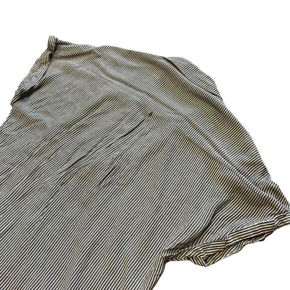 Revolve BCBGeneration Striped Button Down Wrap Hem Top Blouse Black and White - Picture 10 of 13